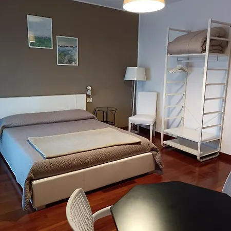 فندق مبيت وإفطار Giulio Cesare 3*